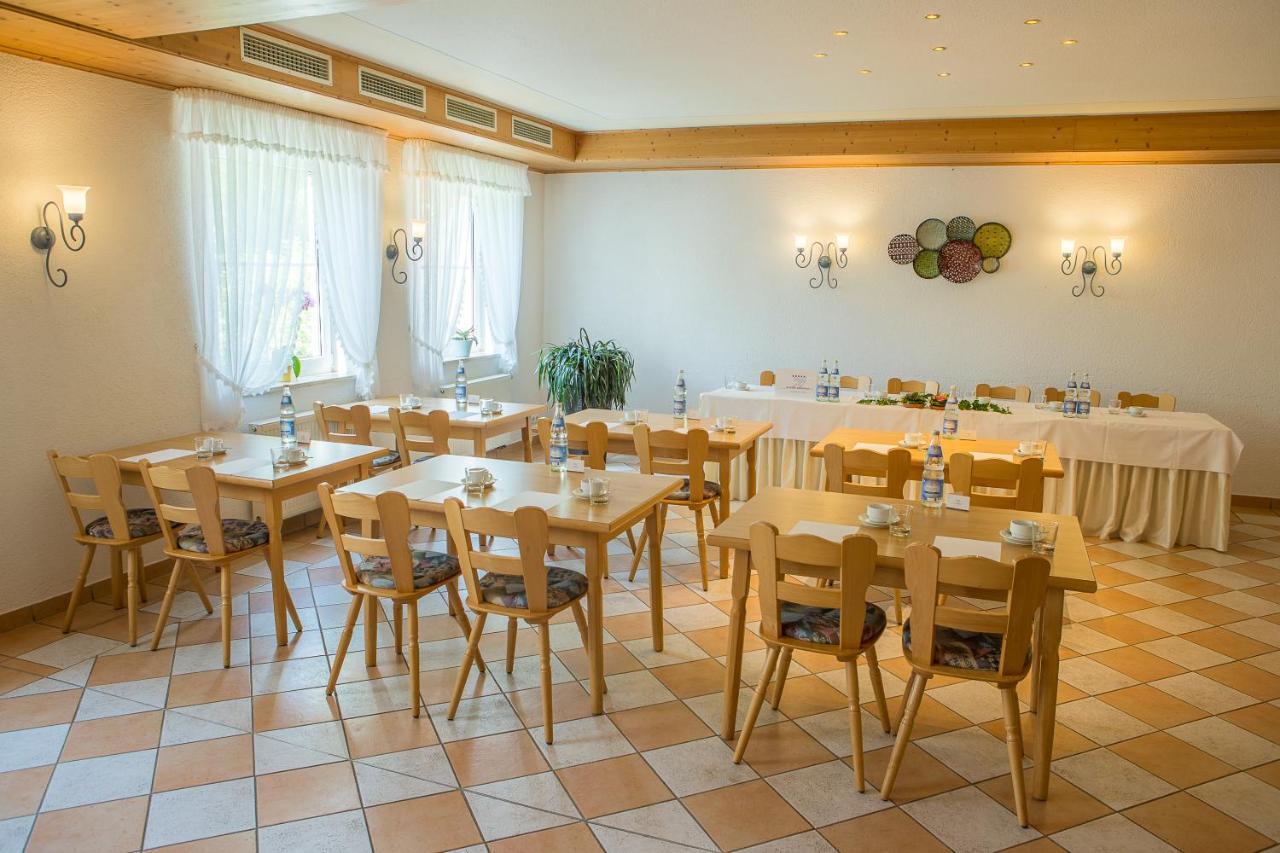 Landgasthof Weberhans Harburg  Ngoại thất bức ảnh